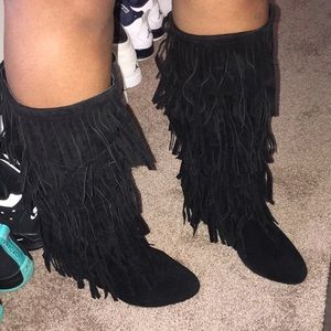 Black Fringe Wedge Boots 👢ONE HOUR $25.00